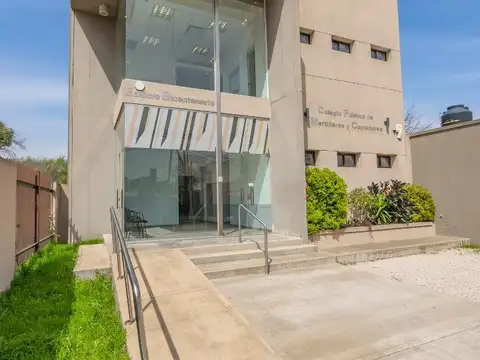 Oficina en Alquiler en Banfield, $ 1.800.000