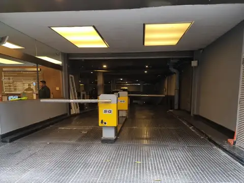 Cochera en  Venta con buena renta - Belgrano - Muy Buena Ubicación.