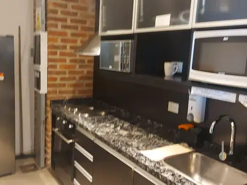 Av. Regimiento de Patricios al 1000