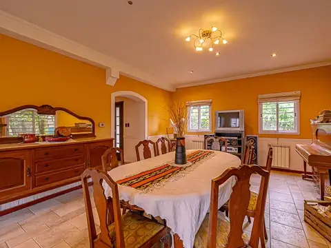 Casa en Venta con 1 cochera