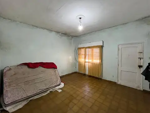 OPORTUNIDAD PROPIEDAD A RECICLAR EN LOTE DE 10X34 ITUZAINGO NORTE  