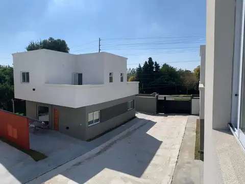 Departamento en Venta con 1 cocheras