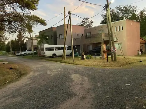 LOTE EN VENTA 257 M2 BOSQUES DE SAN VICENTE-OPORTUNIDAD