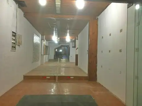 Local en Alquiler 100 años