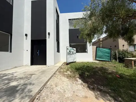 Casa en venta a estrenar en pilar del este
