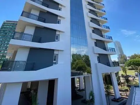 Venta cochera doble puerto norte