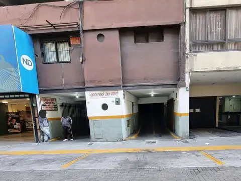 Cochera Fija Cubierta Venta Retiro