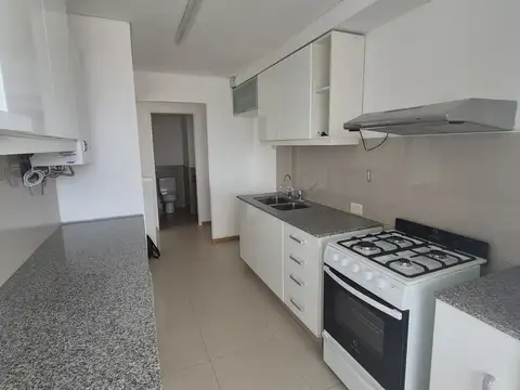 Departamento en alquiler , 3 Dormitorios .