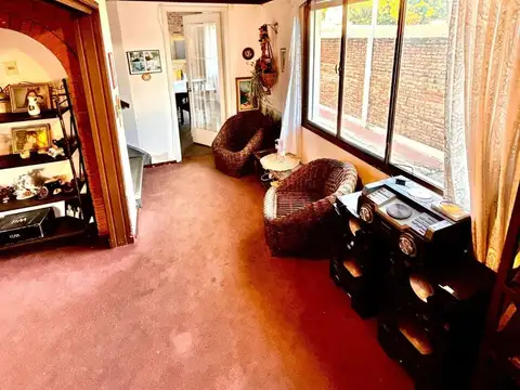 Calle Gregorio Mas 100