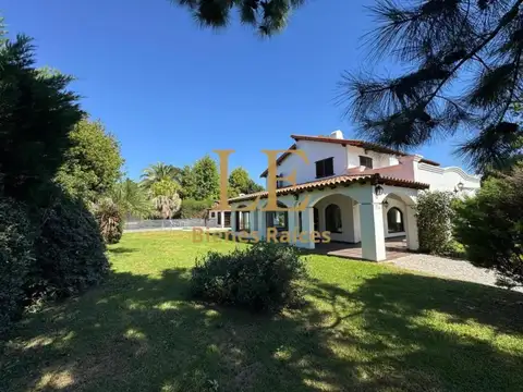 Casa en Venta de 4 dormitorios