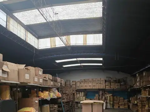 Galpon en Venta en Tablada, USD 250.000