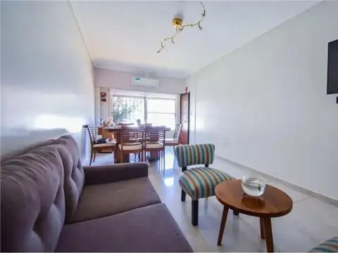 Depto Tipo Casa en Venta de 4 ambientes