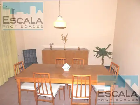 Casa 5 ambientes con 1 baño