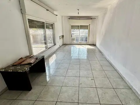 Pedro de Mendoza al 1000