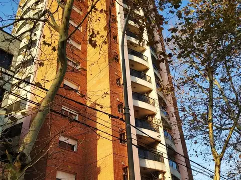 Avda. Presidente Perón 500