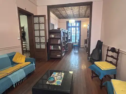 Depto Tipo Casa en Venta de 5 ambientes