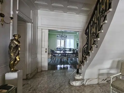 Av. Del Libertador  al 2600