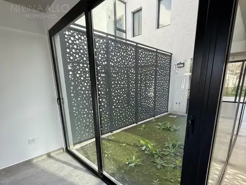 Depto Tipo Casa en Venta en Ituzaingo, USD 270.000