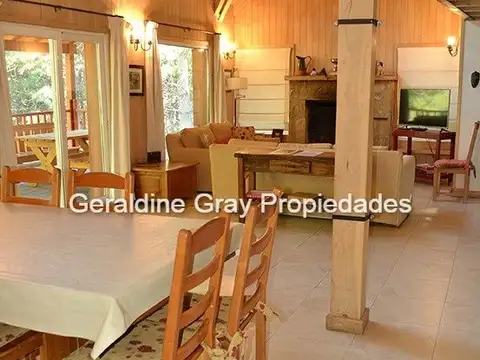 Casa en venta de 5 dormitorios c/ cochera en Chapelco Golf & Resort