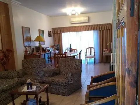 Casa en Venta en Villa Luzuriaga, USD 185.000
