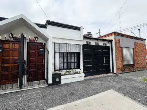 VENTA CASA PH 3 AMBIENTES MORÓN CON COCHERA, PATIO
