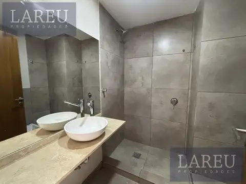 Departamento en Venta con 1 cochera