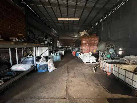 GALPÓN EN VENTA EN RUTA 2 - LA PLATA