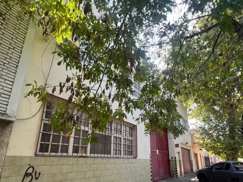 Galpon en Venta en Mataderos, USD 900.000