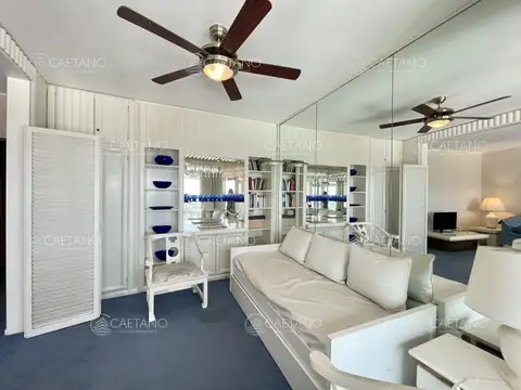 Venta Departamento con espectacular vista a isla Gorriti