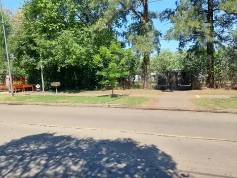 AVENIDA BENAVIDEZ 200