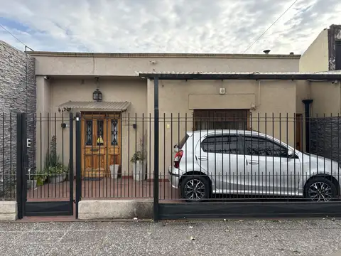 Casa 2 dormitorios en buen estado