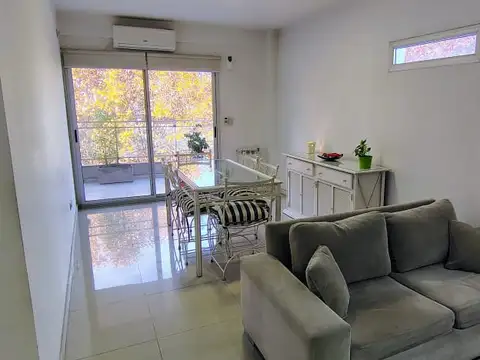 donizetti 500, Piso 4