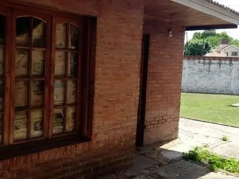 Casa - Venta - Argentina, Almirante Brown - Elisio Smith 2333