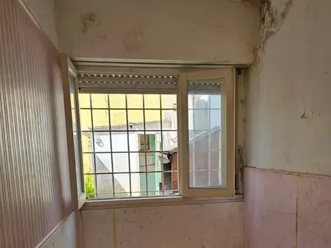 Venta Casa en Cmdte. Franco 50 - Bernal Oeste