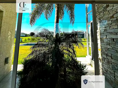 Casa en venta de 4 dormitorios c/ cochera en Canning