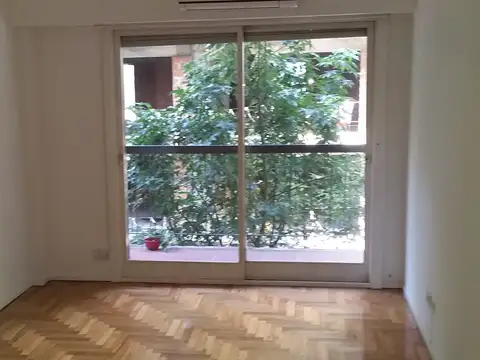 Montañeses 1800, Piso 3