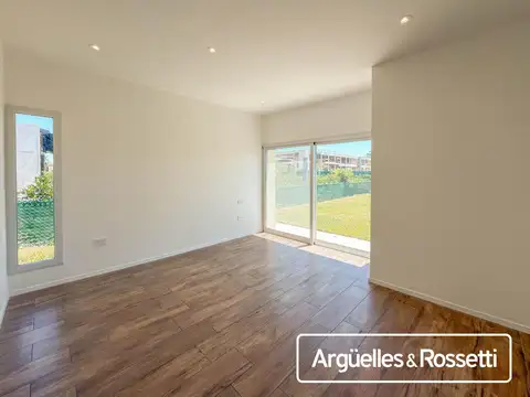 Casa en Alquiler al Sur