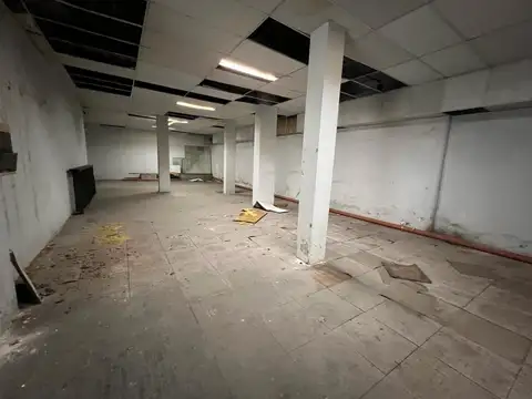 Local en Alquiler 50 años