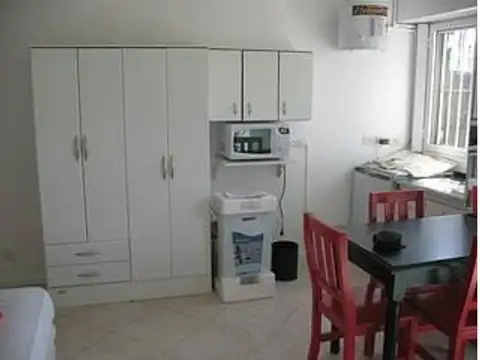 Gral Juan Lavalle 1500