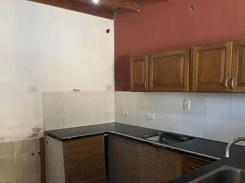 Casa en Venta en Los Hornos, USD 85.000
