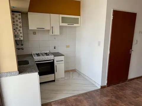 caferatta 200, Piso 5