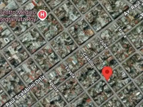 Castillo e/ Julián Álvarez y Lavalleja