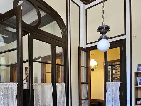 Depto Tipo Casa en Venta 100 años