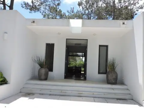 Casa en Venta en La Barra, USD 850.000