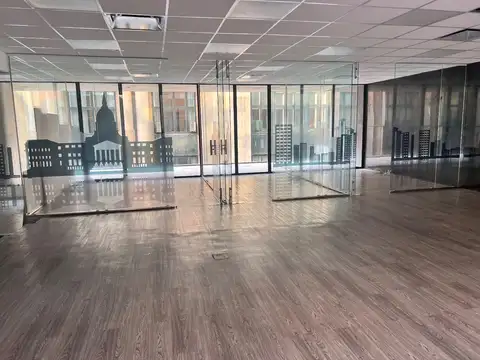 Oficina en Alquiler en Centro, USD 2.800