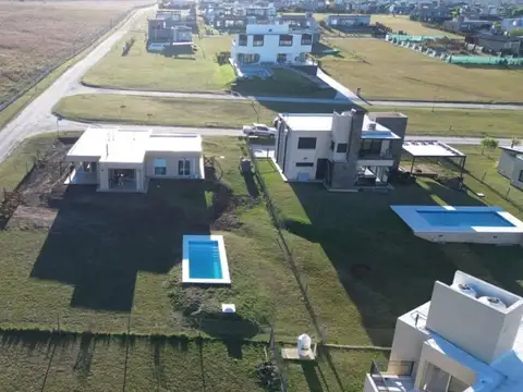 VENTA DE CASA EN PUERTO DEL ÁGUILA COUNTRY NÁUTICO
