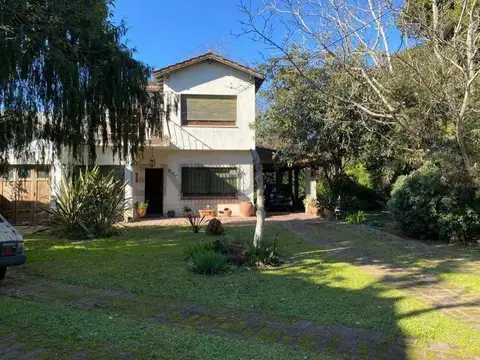 Casa en Venta con 1 cochera