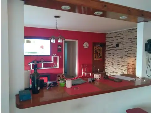 DTO. 4 AMB. 86 M2. - EXTERNO - CON BALCÓN -  VILLA PRIMERA