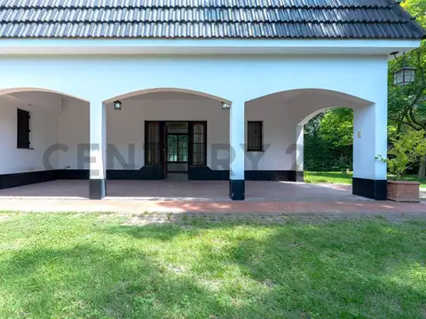 Quinta en Venta en Barrio Parque Leloir, USD 350.000