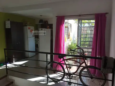 Depto Tipo Casa en Venta de 2 dormitorios